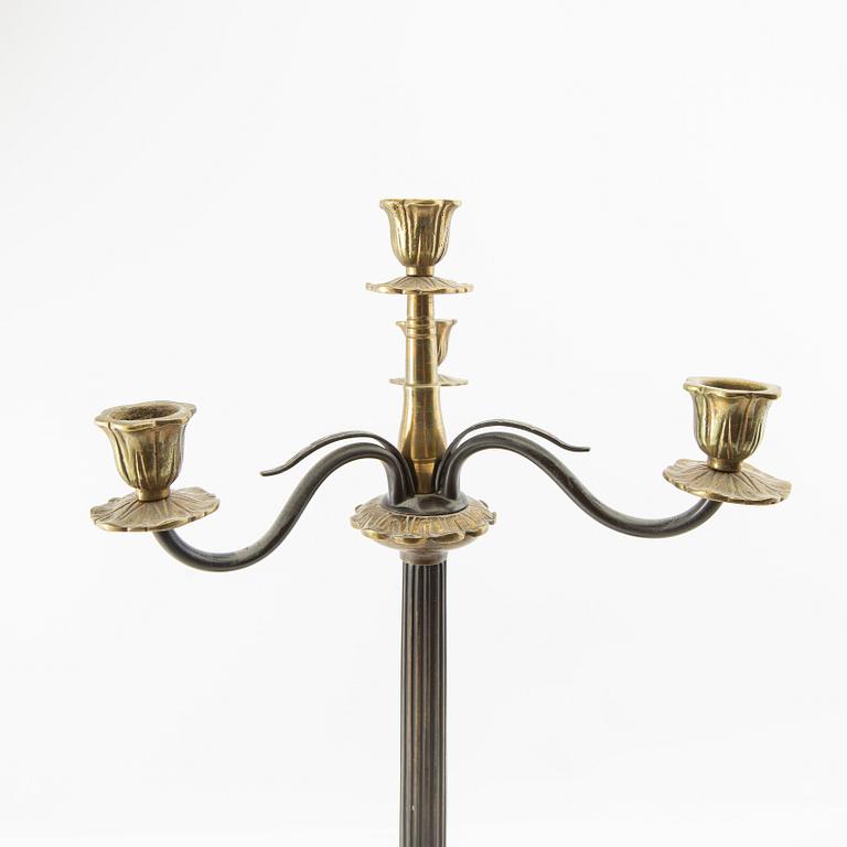 Kandelabrar ett par Empire-stil omkring 1900.