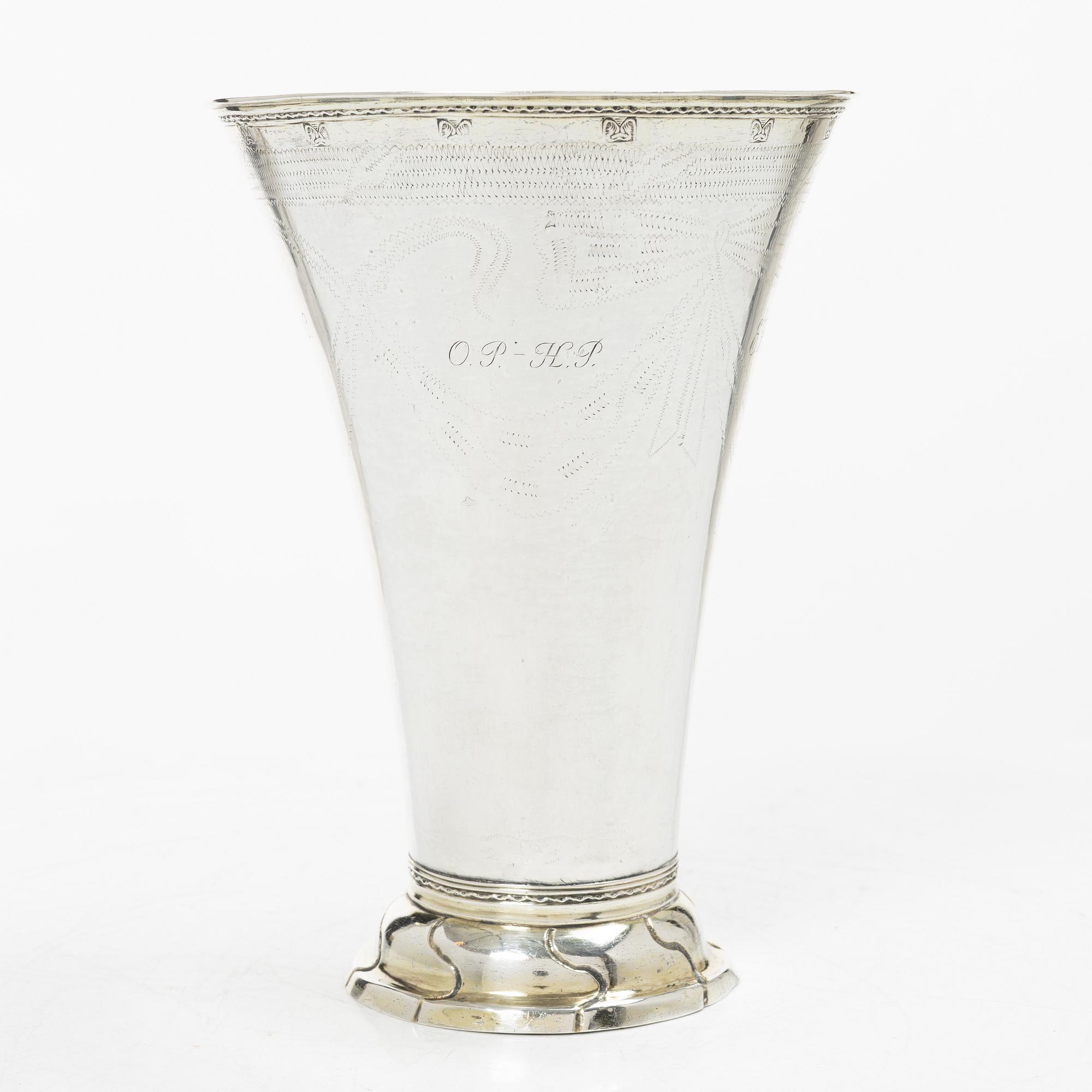 A Swedish 18th century parcel-gilt silver beaker, mark of Eric Ramstedt, Härnösand 1795.