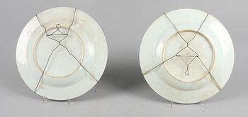 TALLRIKAR, 2 st, porslin, Kina, 1700-tal.