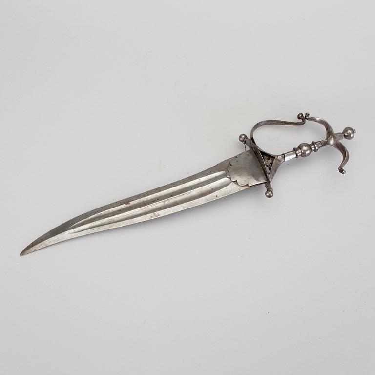 A 18h-19h Century dagger, probably from India.