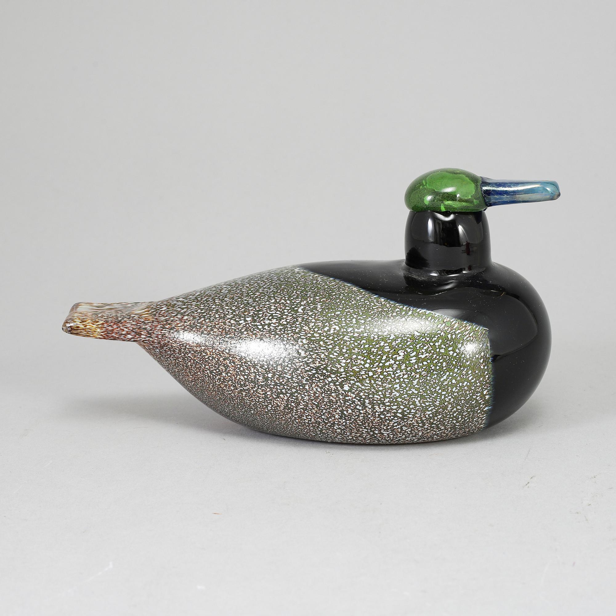 OIVA TOIKKA, lasilintu, Male Duck (Sorsauros) 1994–2006. Signeerattu O. Toikka Nuutajärvi.