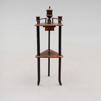 RÖKBORD, 1900-talets första hälft.