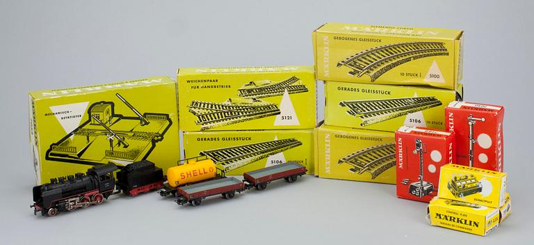 PARTI TÅGBANSDELAR samt LOK, Märklin.