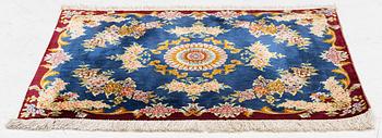 Carpet, silk, approx. 59 x 50 cm.
