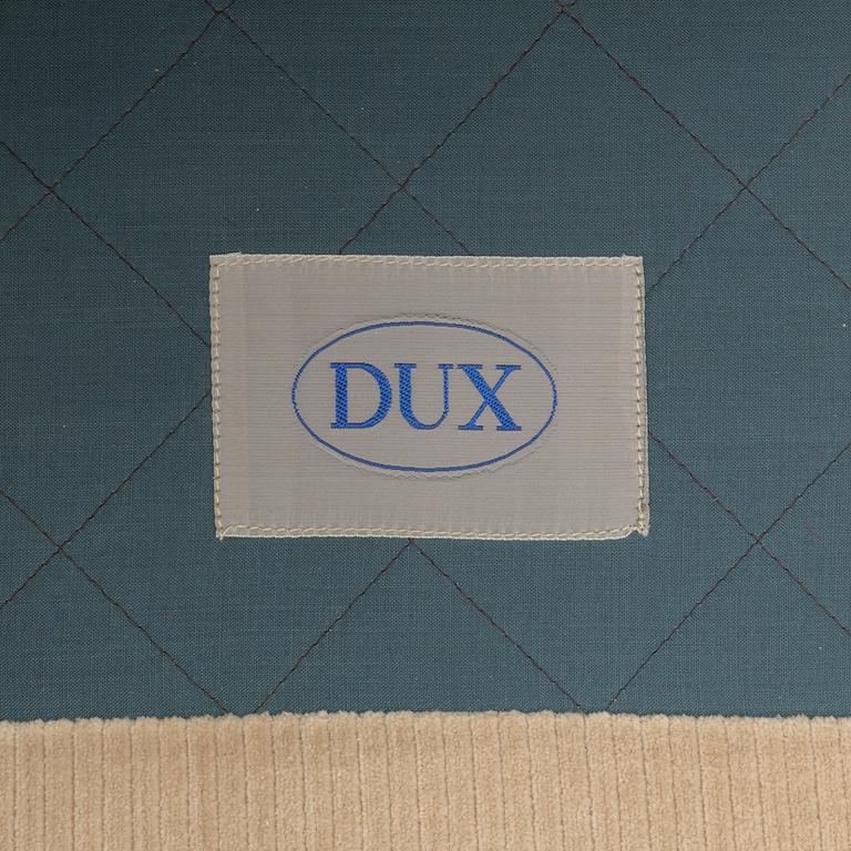 FÅTÖLJER, ett par, Dux, 1900-talets sista kvartal.