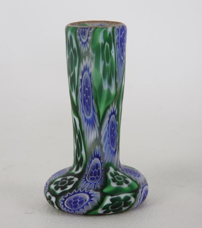 VASER, 2 st, glas, sk millefiore.