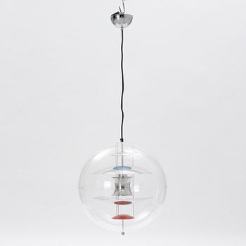 Verner Panton, taklampa, "VP Globe", Frandsen Lighting, Danmark.