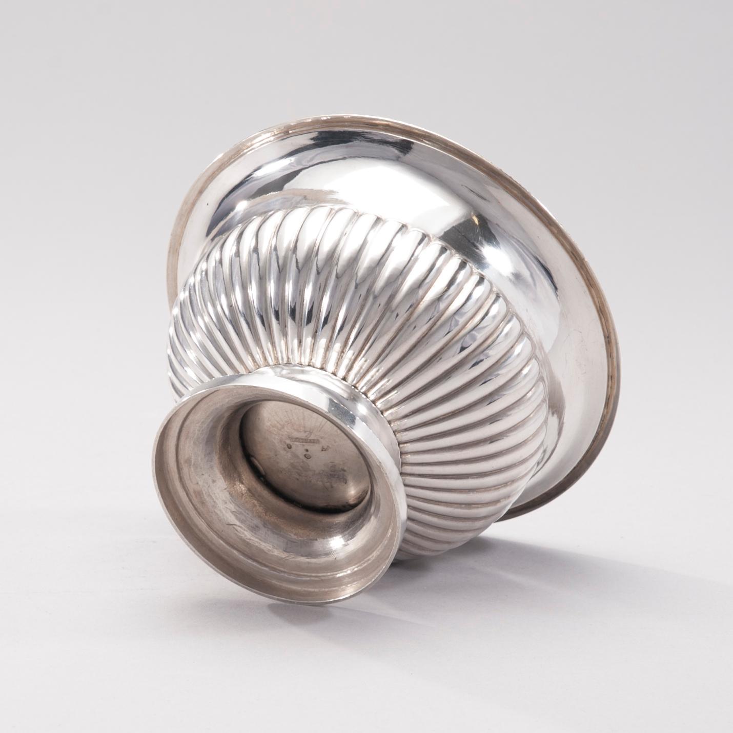 SÅSSKÅL, silver, Johan Petter Grönvall, Stockholm 1831. Vikt ca 273 g.