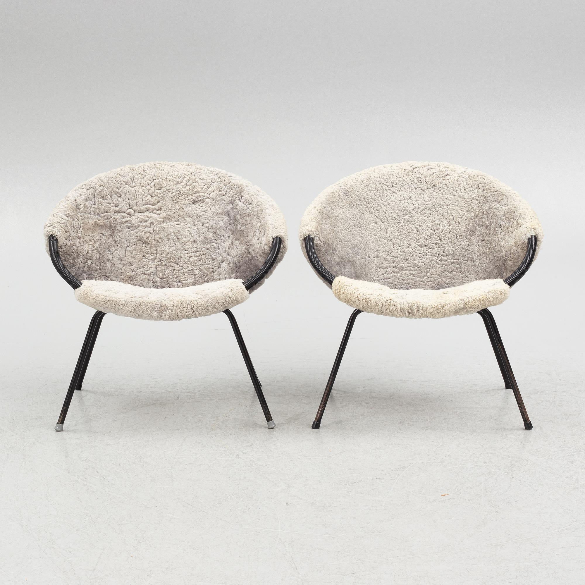 Armchairs, a pair, second half of the 20th Century.
