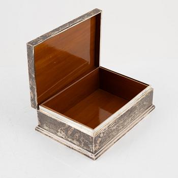 Skrin med lock, silver och trä. Stämplat Made in Siam, Stering.