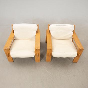 Esko Pajamies, a pair of "Bonanza" armchairs for Asko Furniture Finland, 1960s/70s.
