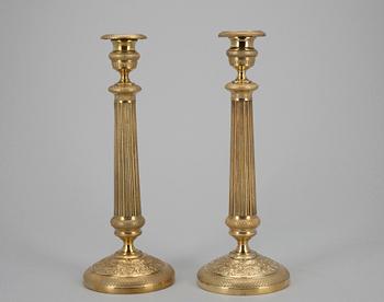 LJUSSTAKAR, ett par, mässing, senempire, 1800-talets senare hälft.