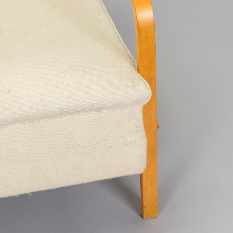 Alvar Aalto, fåtöljer, ett par, modell 48, O.Y. Huonekalu- ja Rakennustyötehdas A.B. 1950-tal.