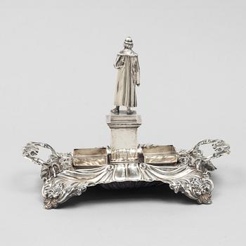 A silver inkstand, mark of Gustaf Möllenborg, Stockholm 1845-48.