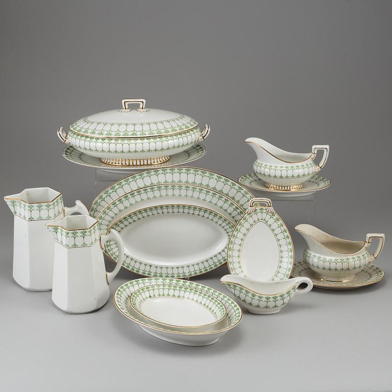 MATSERVIS, porslin, 59 delar, "Julia", Rörstrand, 1900-talets första hälft.