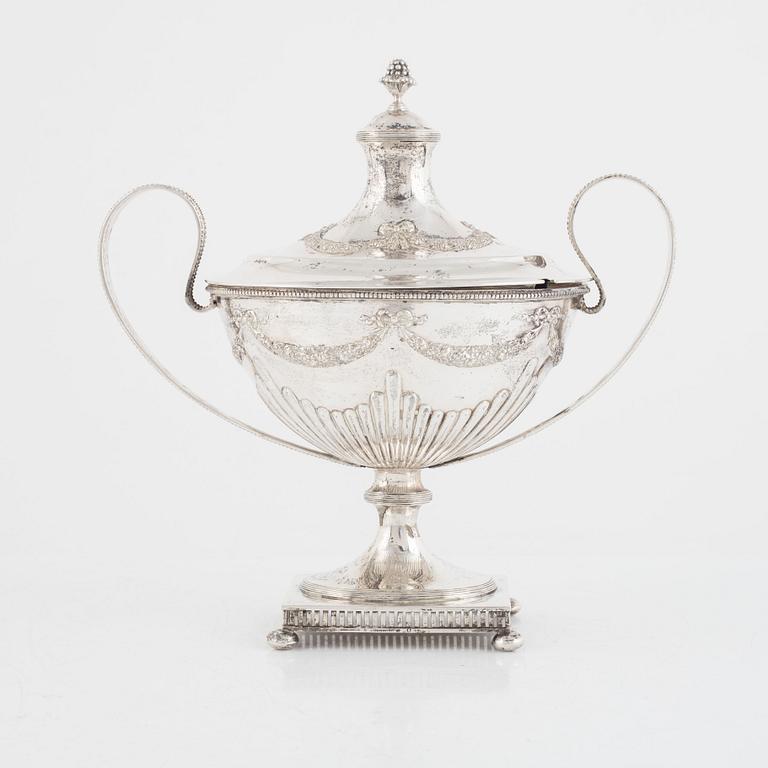 A Gustavian style Swedish silver sugarbowl with cover, mark of CG Hallberg, Stockholm, possibly 1900.