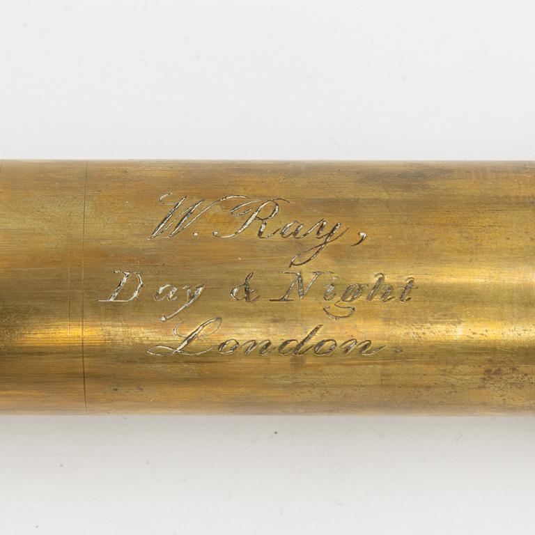 Telescope, by W. Ray, Day & Night, London, end of the 19th century.
