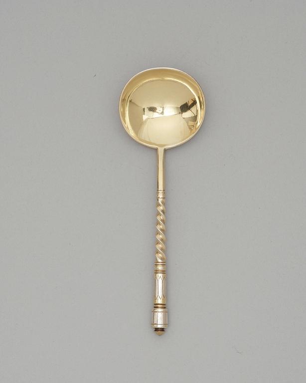 A Russian 19th century parcel-gilt caviar-spoon, marks of Samuel Z. Filander, S:t Petersburg 1876.