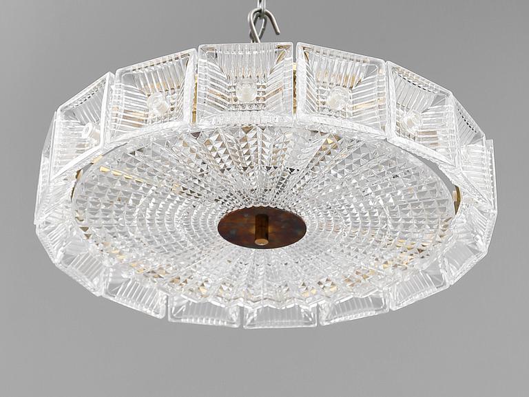 TAKLAMPA, glas, Carl Fagerlund, Orrefors, 1960/1970-tal. Diameter 43 cm.