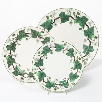 48 pcs of 'Napoleon Ivy' service Wedgewood.