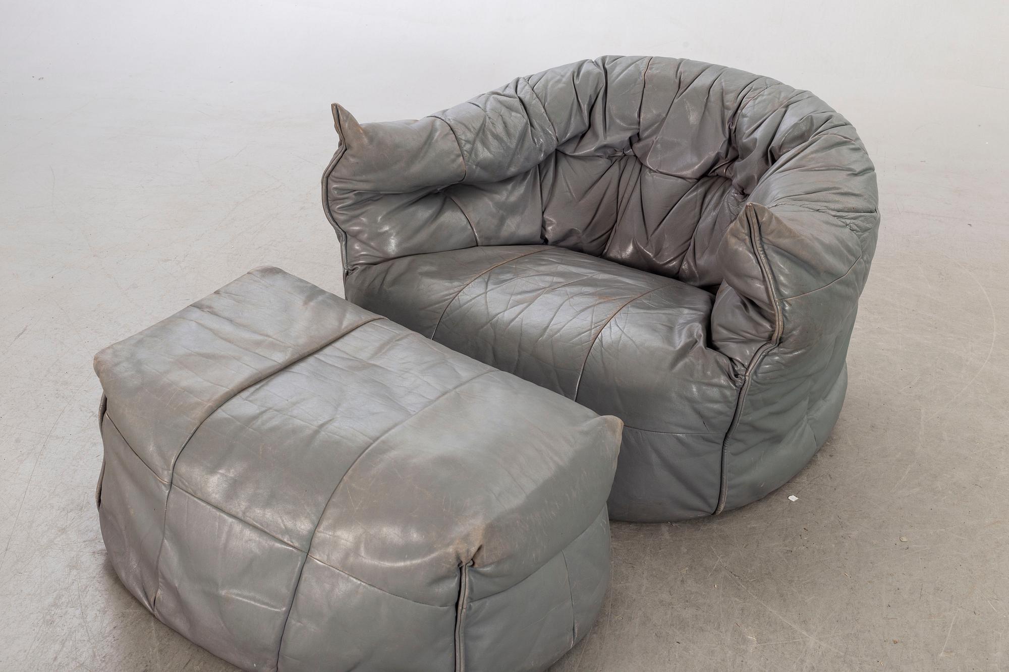 Michel Ducaroy fåtölj med fotpall för Ligne Roset 1818, Frankrike sent 1900-tal.
