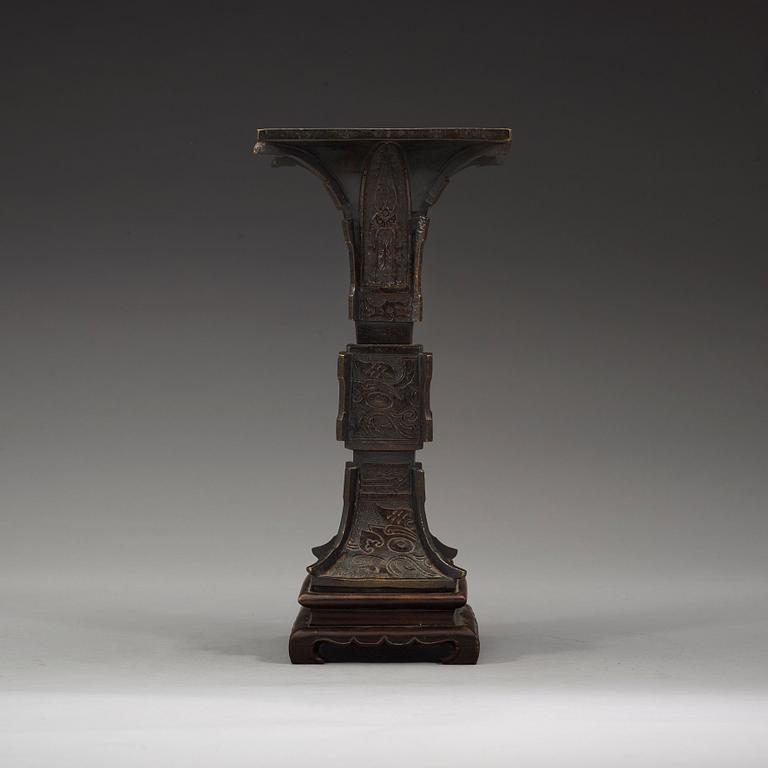 VAS, brons. Qingdynastin, 1700-tal.