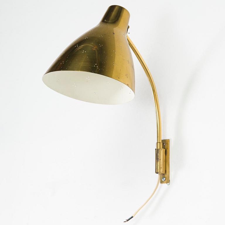Lisa Johansson-Pape, vägglampa modell 3055, Stockmann Orno, 1900-talets mitt.