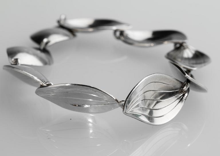 ARMBAND, sterlingsilver, Sigurd Persson för Stigbert, Stockholm, 1960. Vikt ca 20 g.