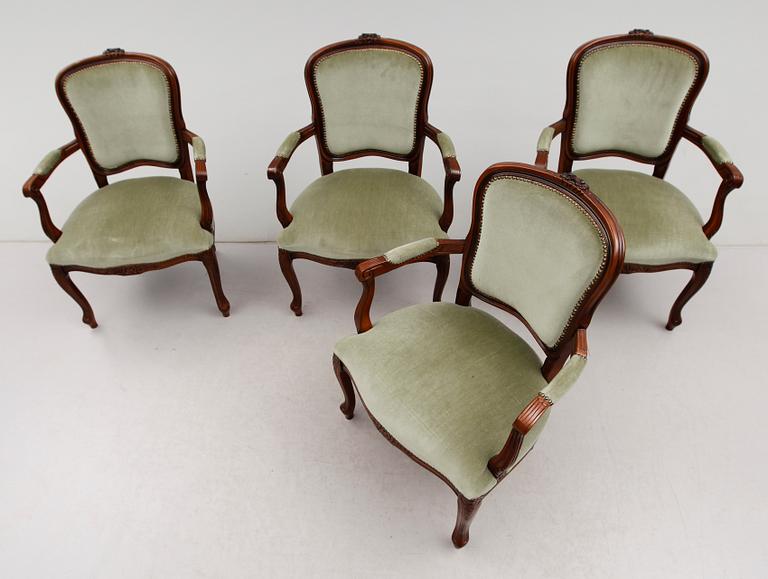 KARMSTOLAR, 4 st, rokokostil, 1900-talets andra hälft.