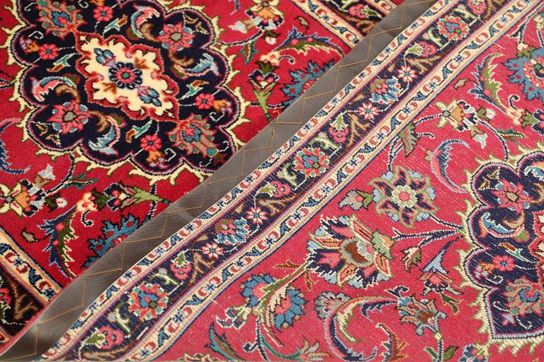 Gallerimatta, Meshad, ca 396 x 88 cm.