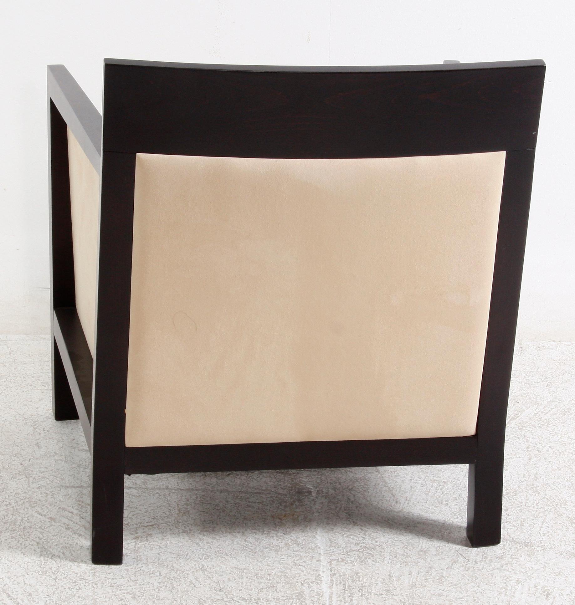 FÅTÖLJ. Design Margarita Viarnés.