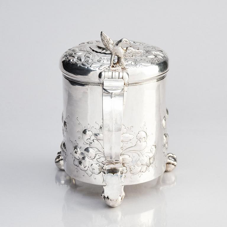 A Danish silver tankard, mark of Anders Jensen Scheel, Nykøbing (active 1677-1706).