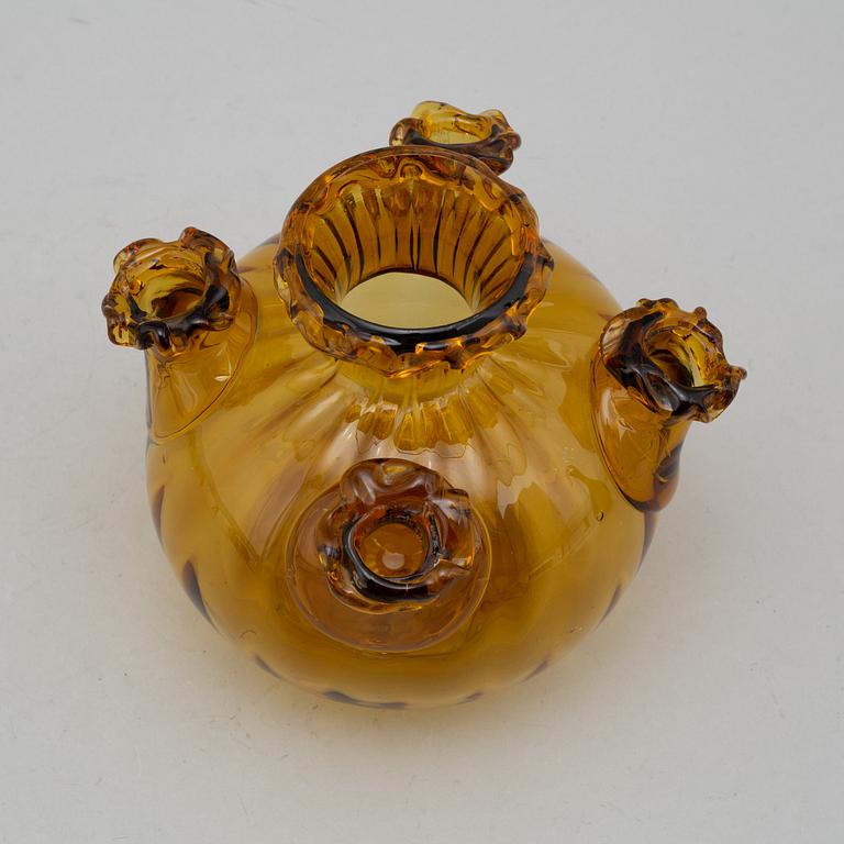 A 1930s glass vase by Vittori Zeccin, Venini, Venice, Italy.