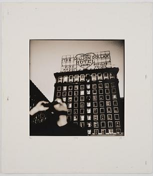 Anton Corbijn, "22:U2", 1982-2003.