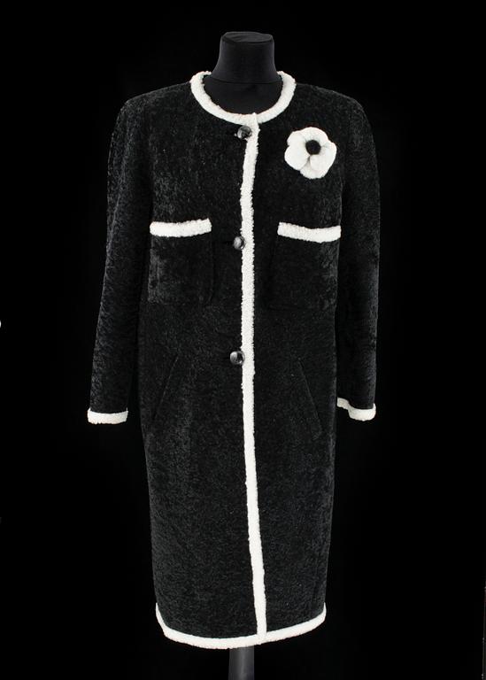 A 2003s coat by Chanel.
