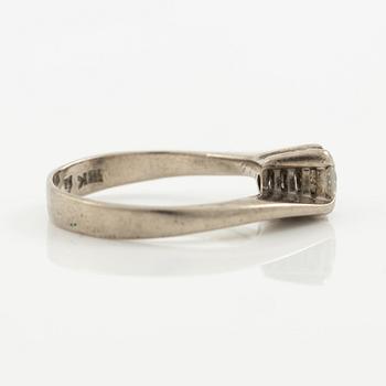 Ring, 18K white gold set with a brilliant-cut diamond approximately 0.25 ct.