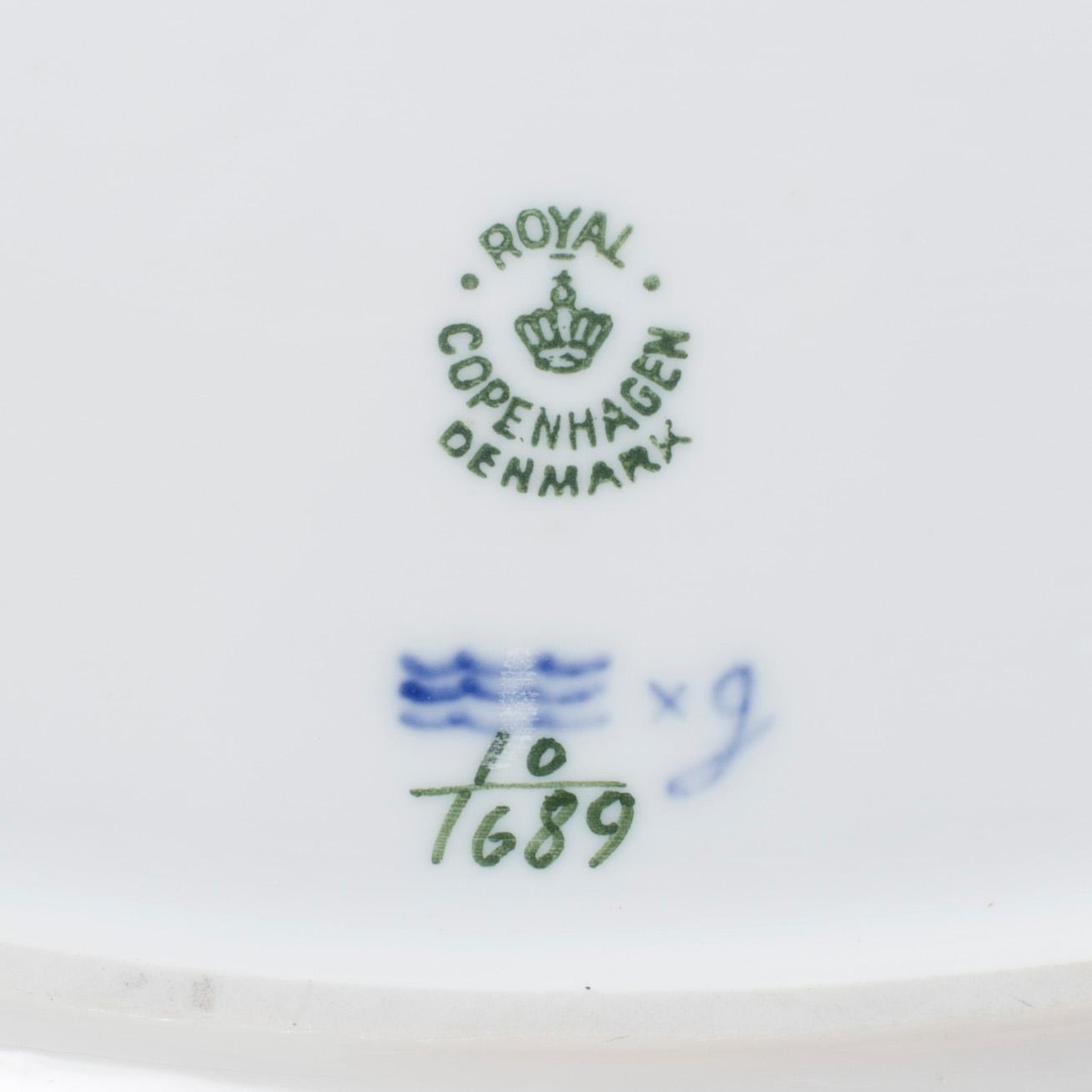 MATSERVIS, 116 delar, porslin, "Blå blomst", Royal Copenhagen.