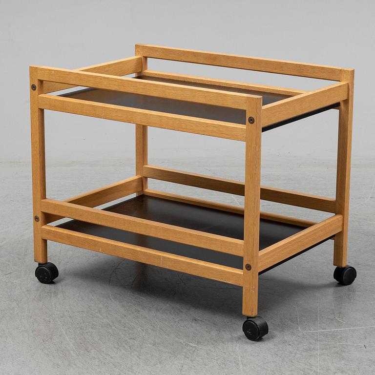 Børge Mogensen, an oak drinks trolley, model 5370, Fredericia Stolefabrik, Denmark, 1960's.