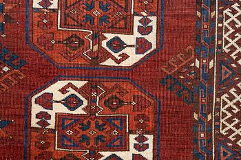 Carpet Erzari approx. 428 x 225 cm.