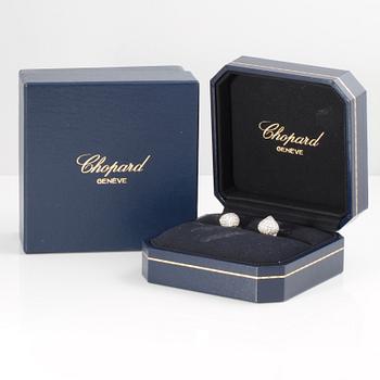 ÖRHÄNGEN, med briljantslipade diamanter, "Pushkin", Chopard.