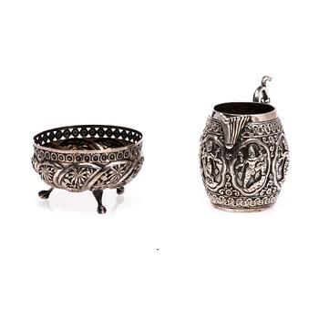 SOCKERSKÅL OCH GRÄDDSNÄCKA, silver, ostämplat, Indien, 1900-talets mitt, vikt 217 g.
