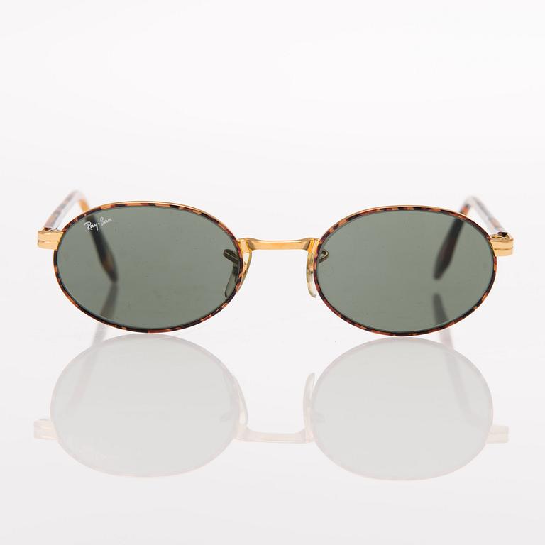 RayBan "W 2188" sunglasses.