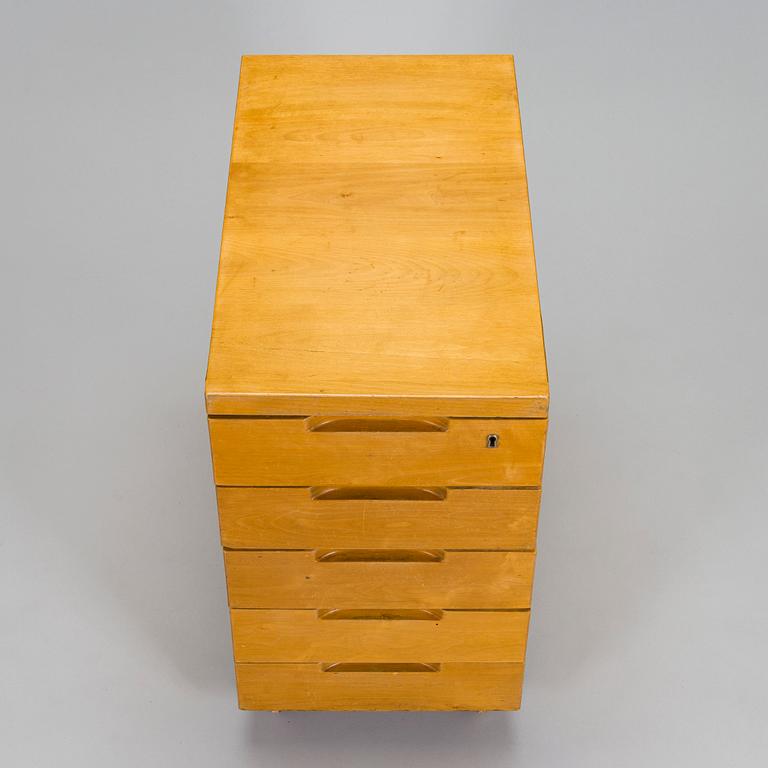 Aino Aalto, An early 1930s 'B96' drawer unit for O.Y. Huonekalu-ja Rakennustyötehdas A.B. Finland.