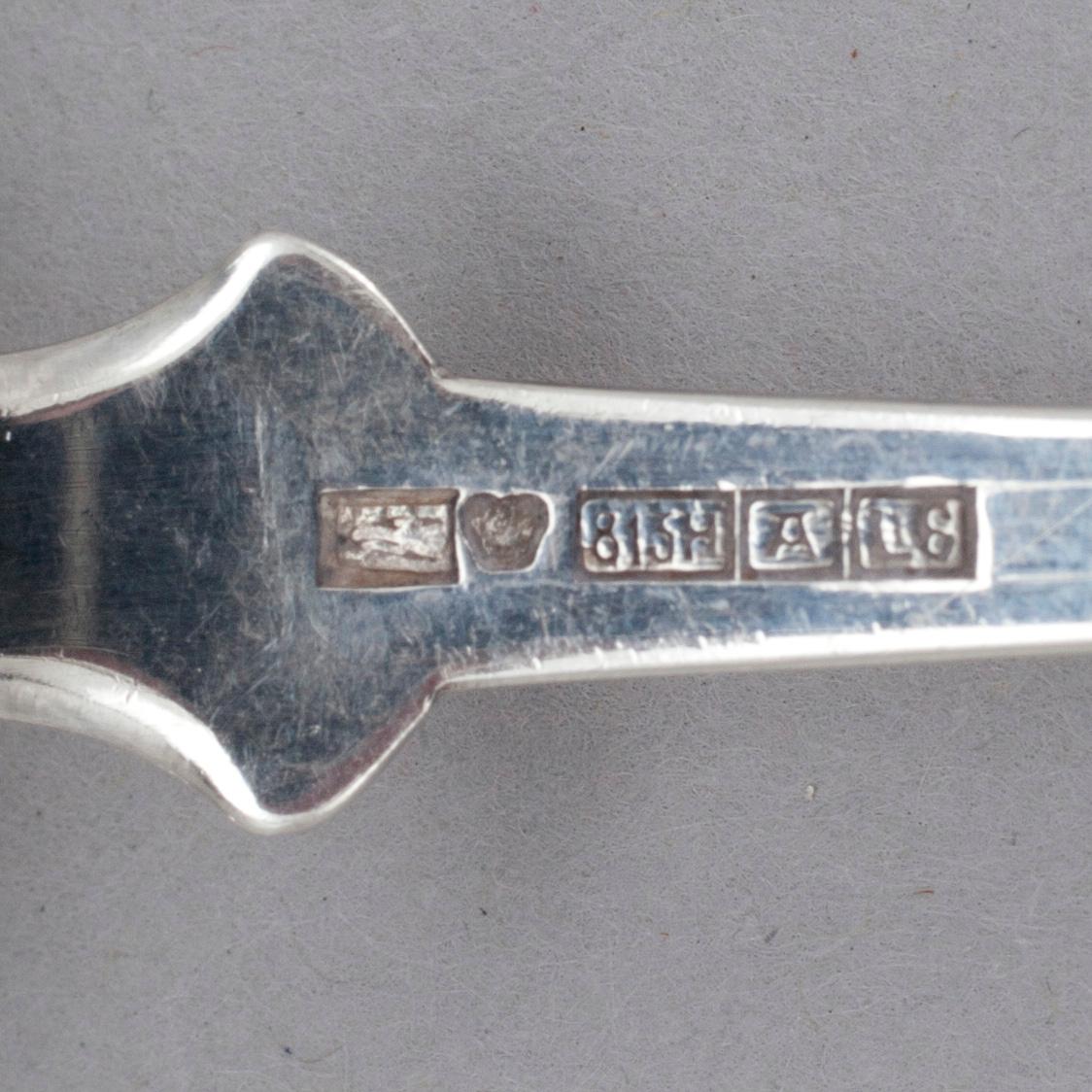 EFTERRÄTTSSKEDAR, 12 st, silver, "Musslan", Kultakeskus, Tavastehus 1948. Tot. vikt 354 g.
