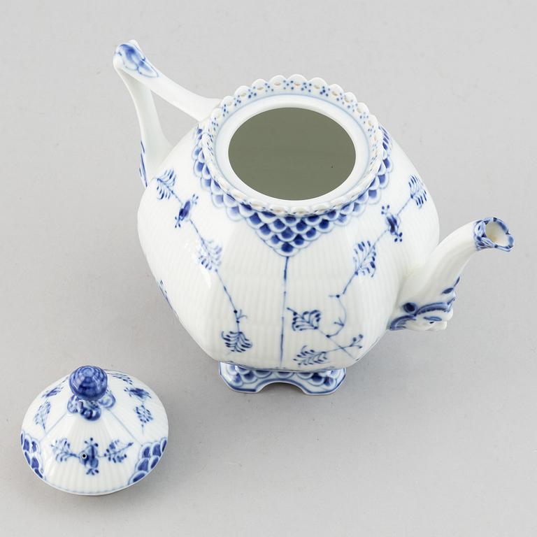 Royal Copenhagen,  a '1119' 'Musselmalet Full Lace' porcelain teapot, Denmark.