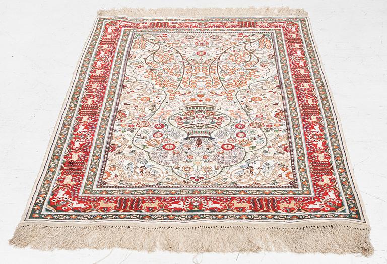 Rug, Hereke design, silk, approx. 153 x 93 cm.