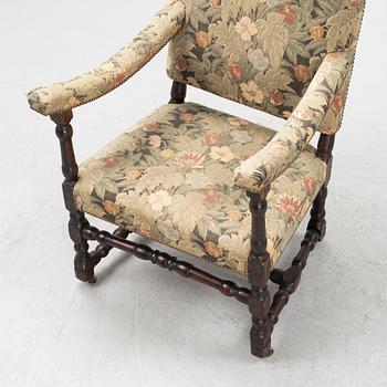 A Baroque armchair, from around the year 1700.