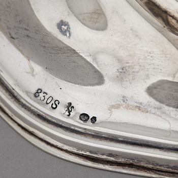 LJUSSTAKAR, ett par, silver, rokokostil, Norge, 1900-talets mitt.