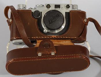KAMERA, Leica. IIc, 1950, tillverkningsnummer. 447714.