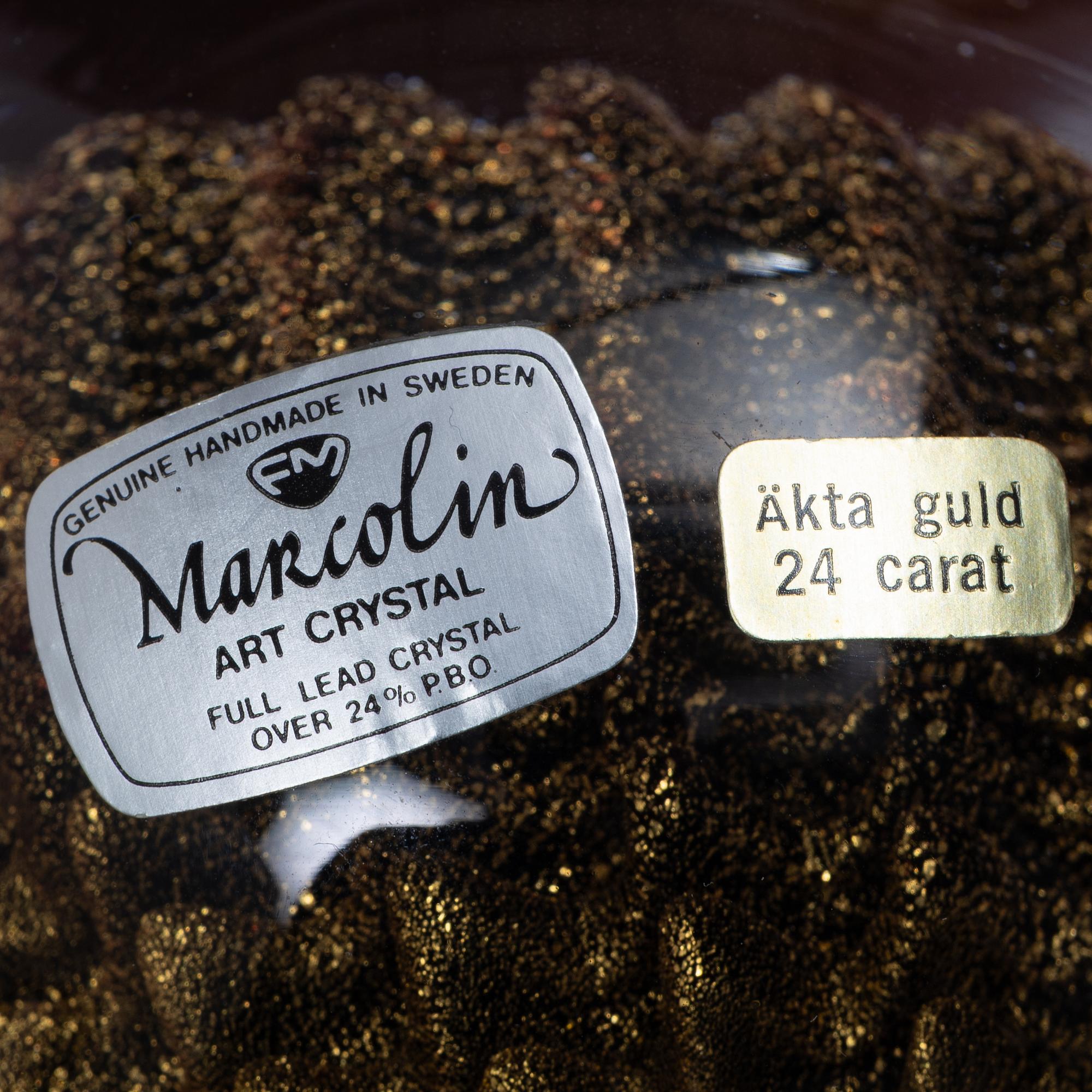 Six glass paper weights, including Robert Eickholt, USA, 1985, & klas-Göran Tinbäck, Sweden.